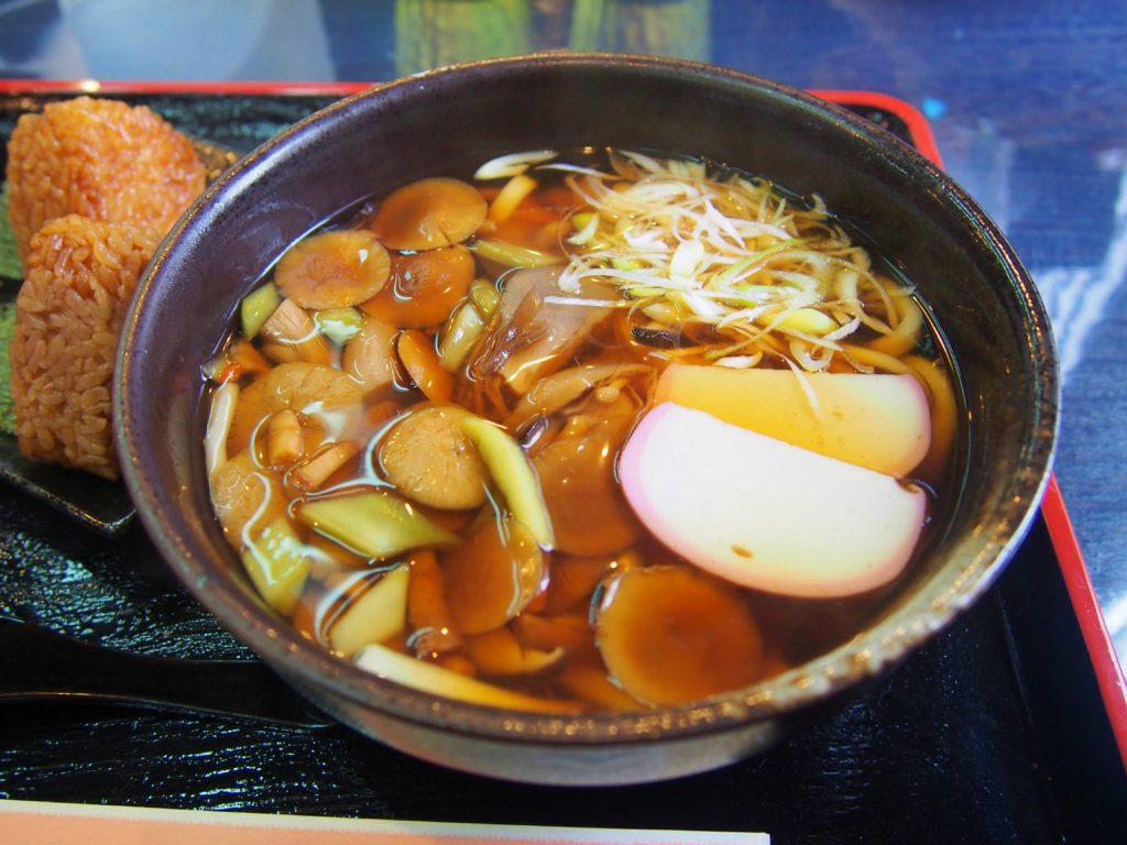 PROČ JAPONKY NESTÁRNOU A NECHODÍ NA PLASTIKU?