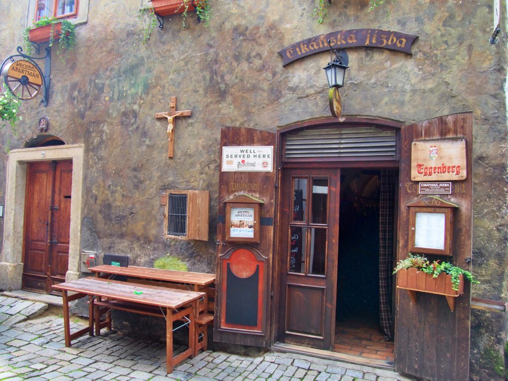 THE BEST THINGS TO DO IN ČESKÝ KRUMLOV