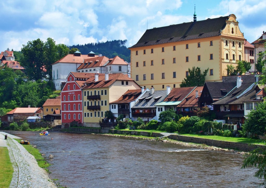 THE BEST THINGS TO DO IN ČESKÝ KRUMLOV