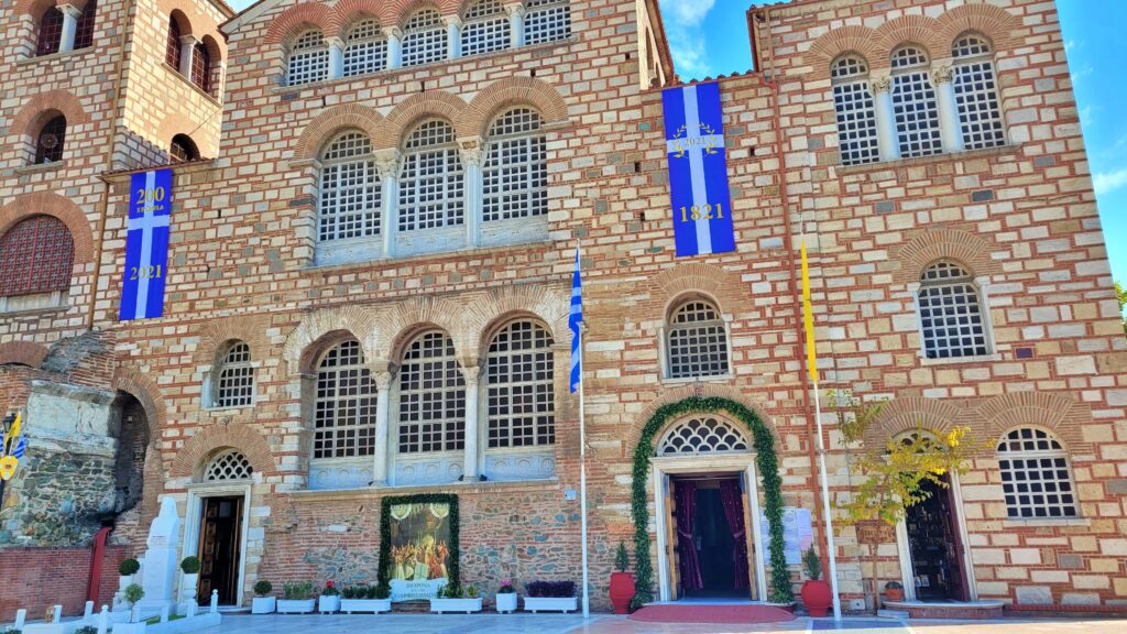 SOLUŇ: MĚSTO S MAGICKOU PŘITAŽLIVOSTÍ BALKÁNU