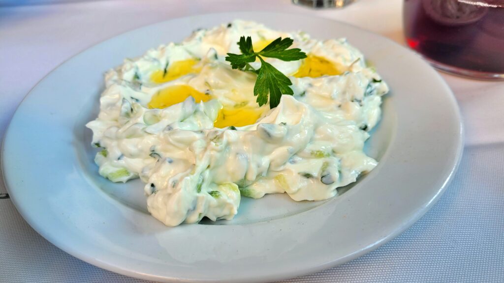 SOLUŇ: MĚSTO S MAGICKOU PŘITAŽLIVOSTÍ BALKÁNU