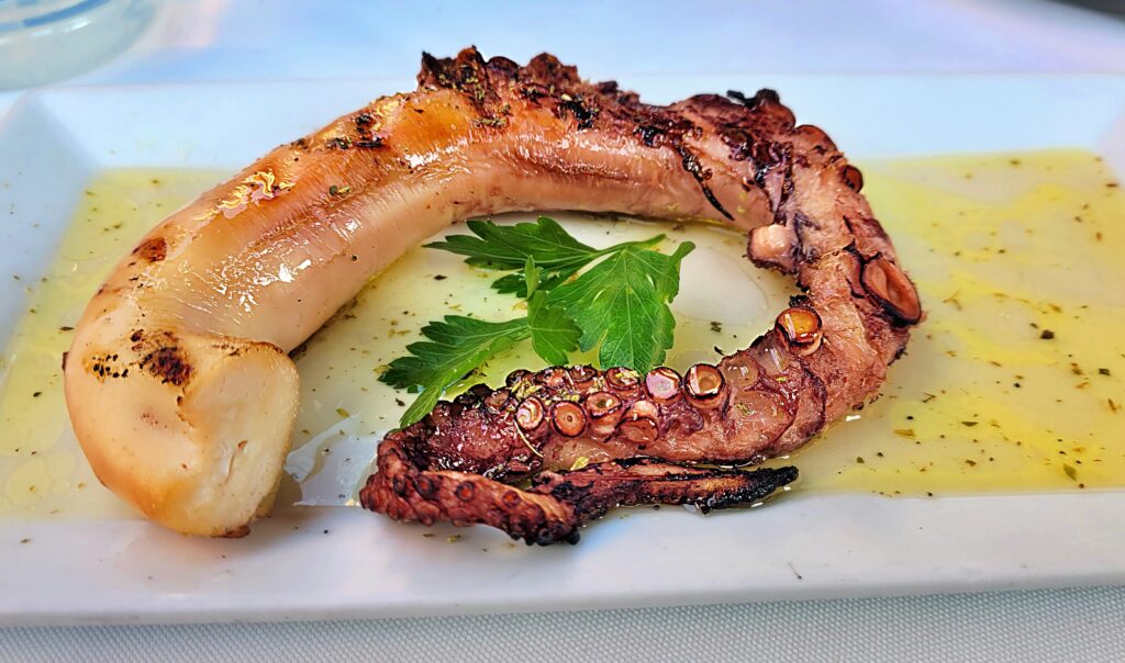 SOLUŇ: MĚSTO S MAGICKOU PŘITAŽLIVOSTÍ BALKÁNU