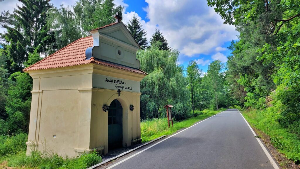 ČESKÁ SVATOJAKUBSKÁ CESTA - VŠERUBSKÁ TRASA 