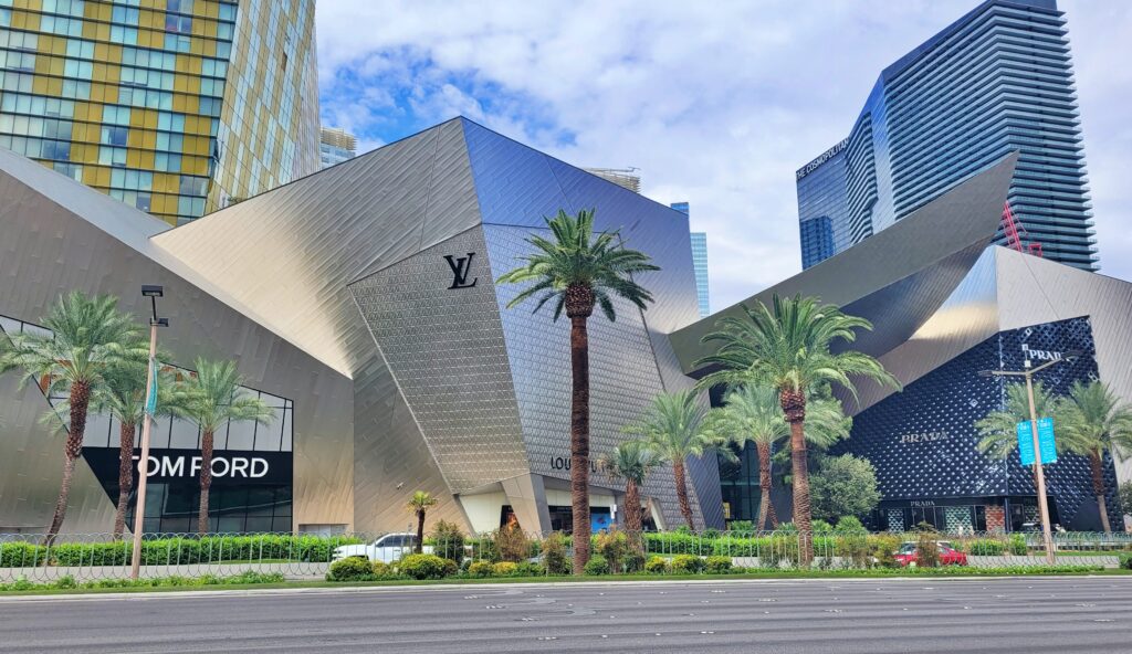 LAS VEGAS - HŘÍŠNÉ MĚSTO, KTERÉ NIKDY NESPÍ