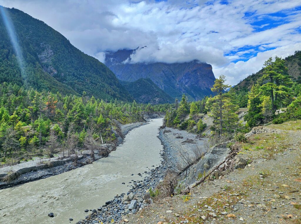 TREK KOLEM ANNAPUREN