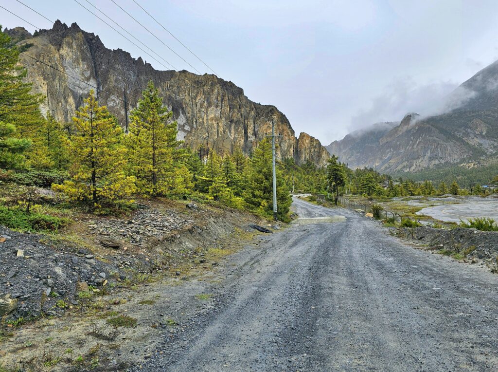 TREK KOLEM ANNAPUREN