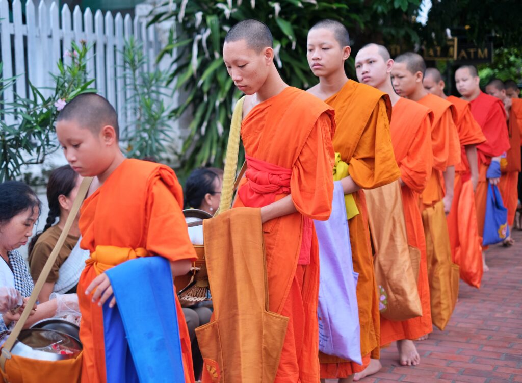 LUANG PRABANG - PERLA LAOSU, KDE SE ZASTAVIL ČAS