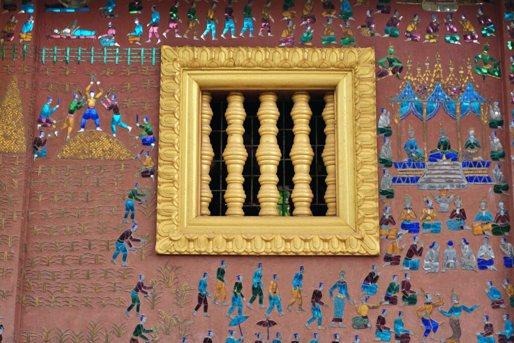 LUANG PRABANG - PERLA LAOSU, KDE SE ZASTAVIL ČAS
