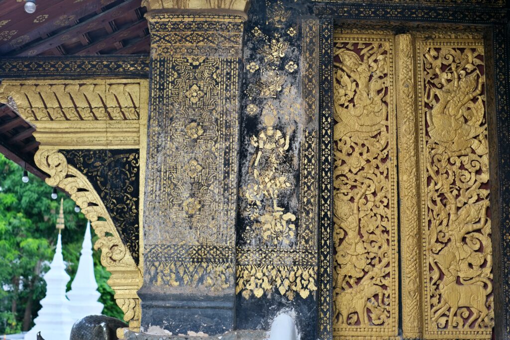 LUANG PRABANG - PERLA LAOSU, KDE SE ZASTAVIL ČAS