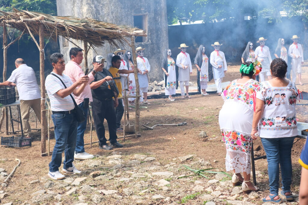 DIA DE LOS MUERTOS: DEN MRTVÝCH V MEXIKU