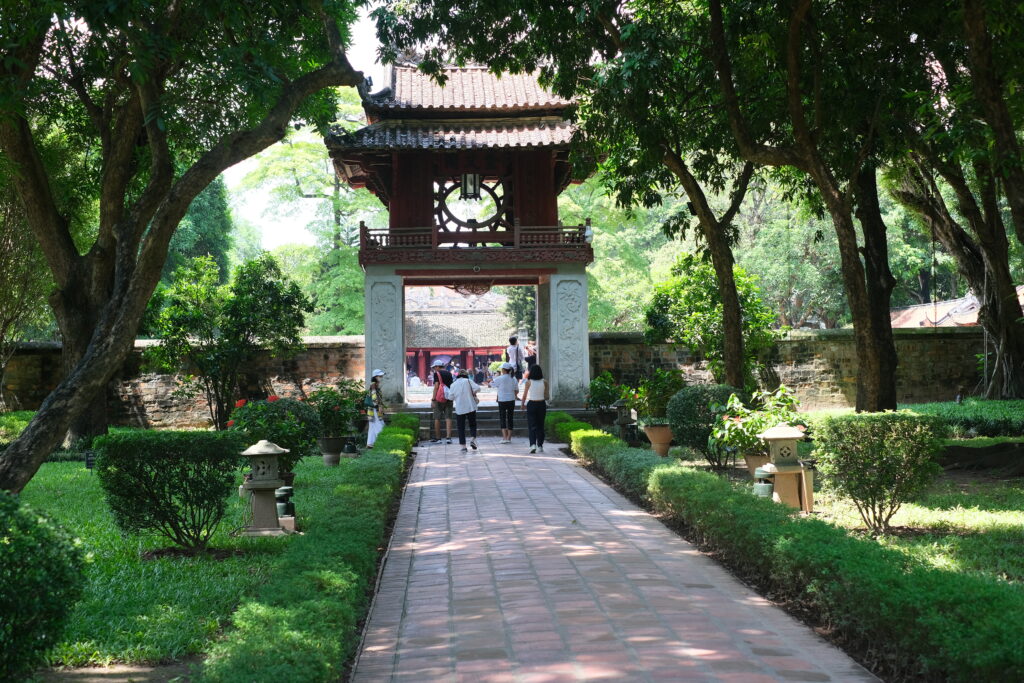 HANOI: THE COMPLETE GUIDE TO VIETNAM´S CAPITAL