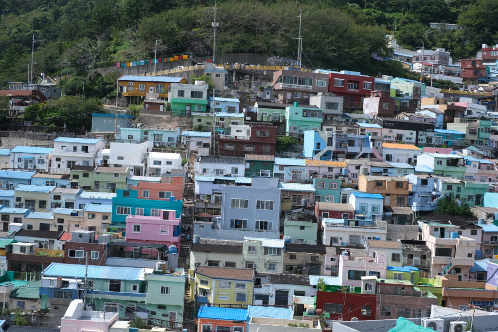 BUSAN: KOREA, KTERÁ VONÍ PO MOŘI