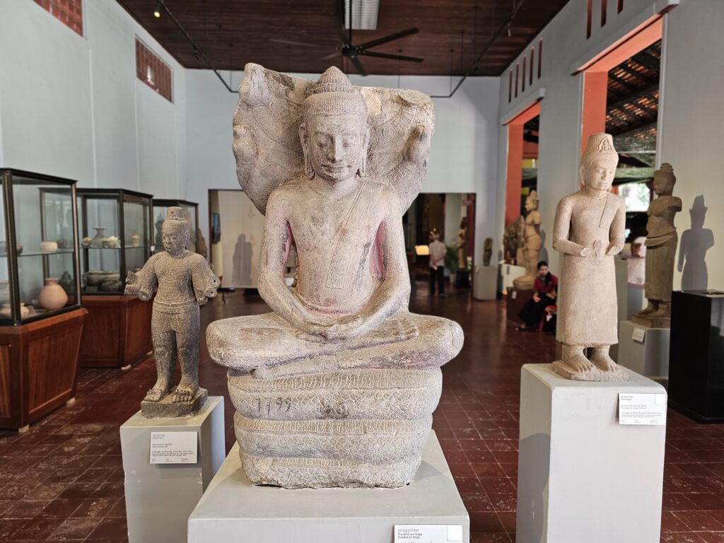PHNOM PENH: TICHÉ SRDCE KAMBODŽE CO VIDĚT A ZAŽÍT V HLAVNÍM MĚSTĚ