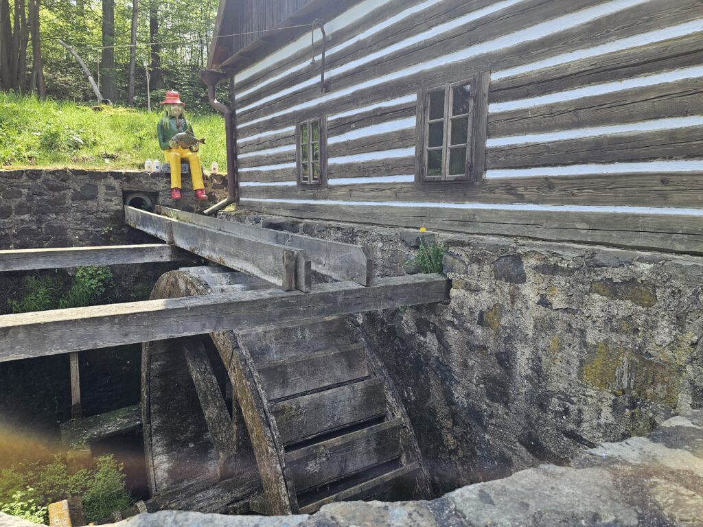 ZUBRNICE: A PICTURESQUE OPEN-AIR MUSEUM IN THE HEART OF THE CZECH CENTRAL
