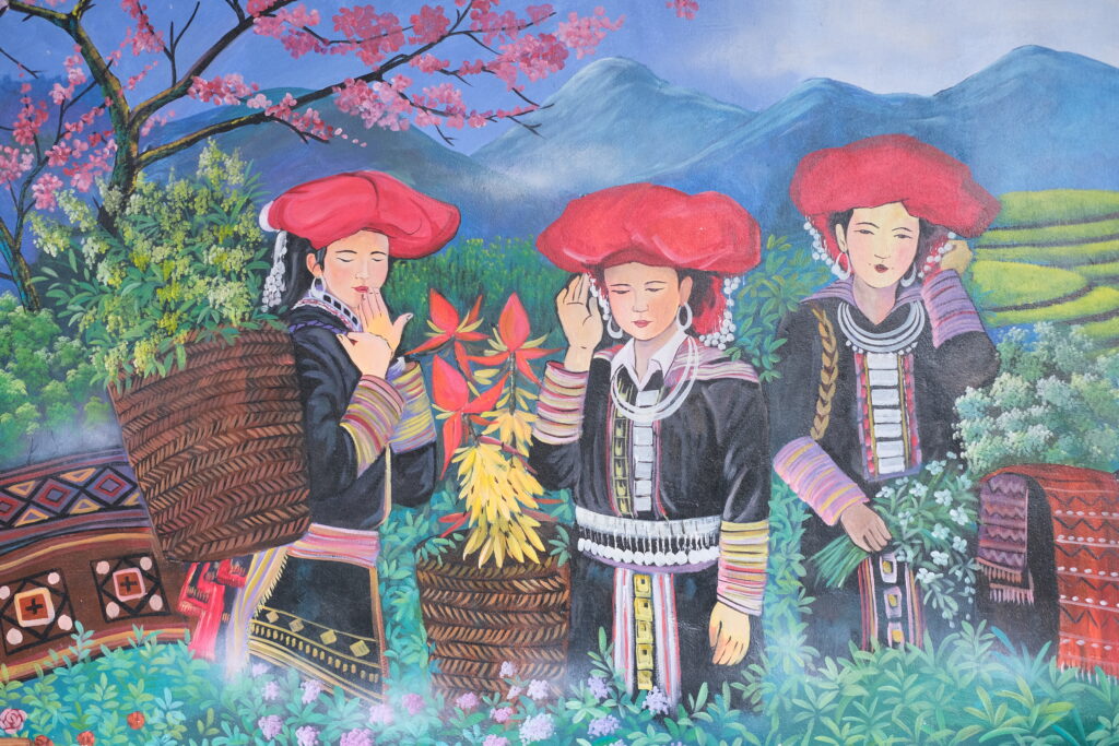 SAPA IN VIETNAM: THE MOST RICE FIELDS AND MOUNTAIN VILLAGES