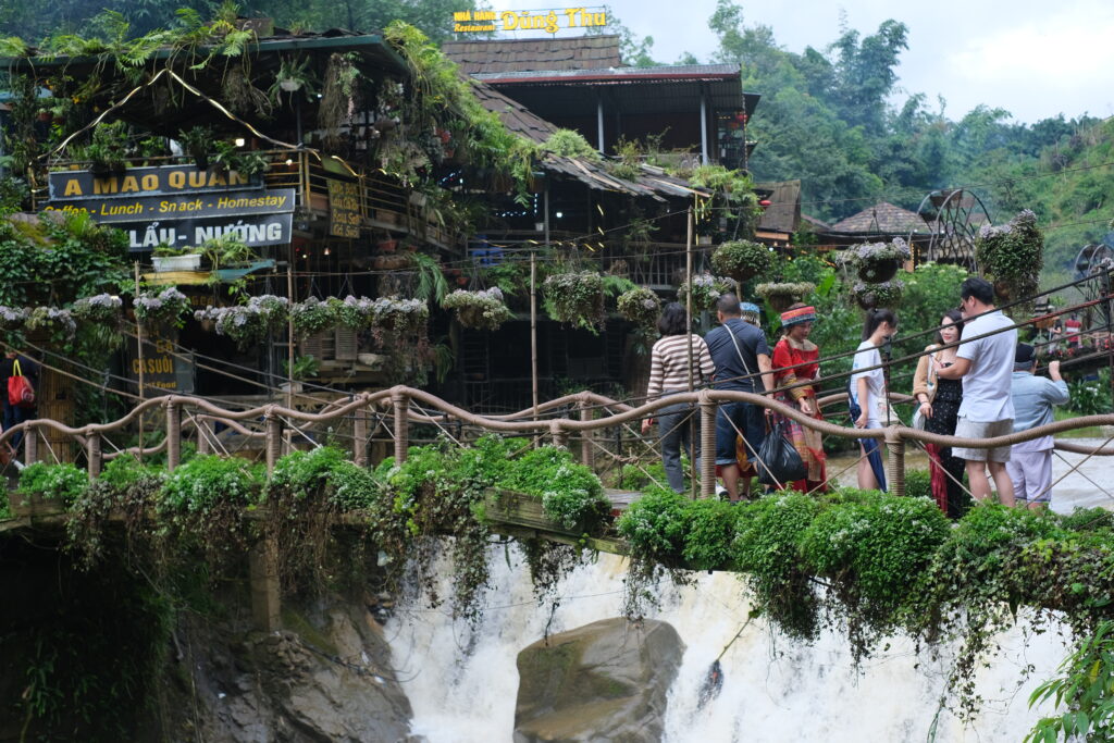 SAPA IN VIETNAM: THE MOST RICE FIELDS AND MOUNTAIN VILLAGES