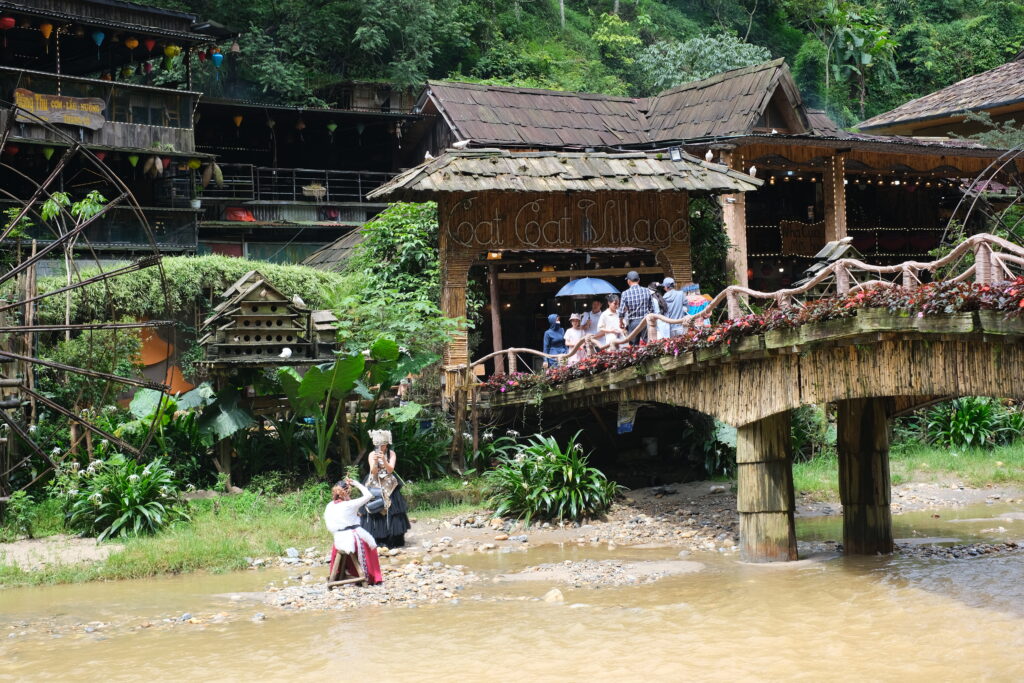 SAPA IN VIETNAM: THE MOST RICE FIELDS AND MOUNTAIN VILLAGES