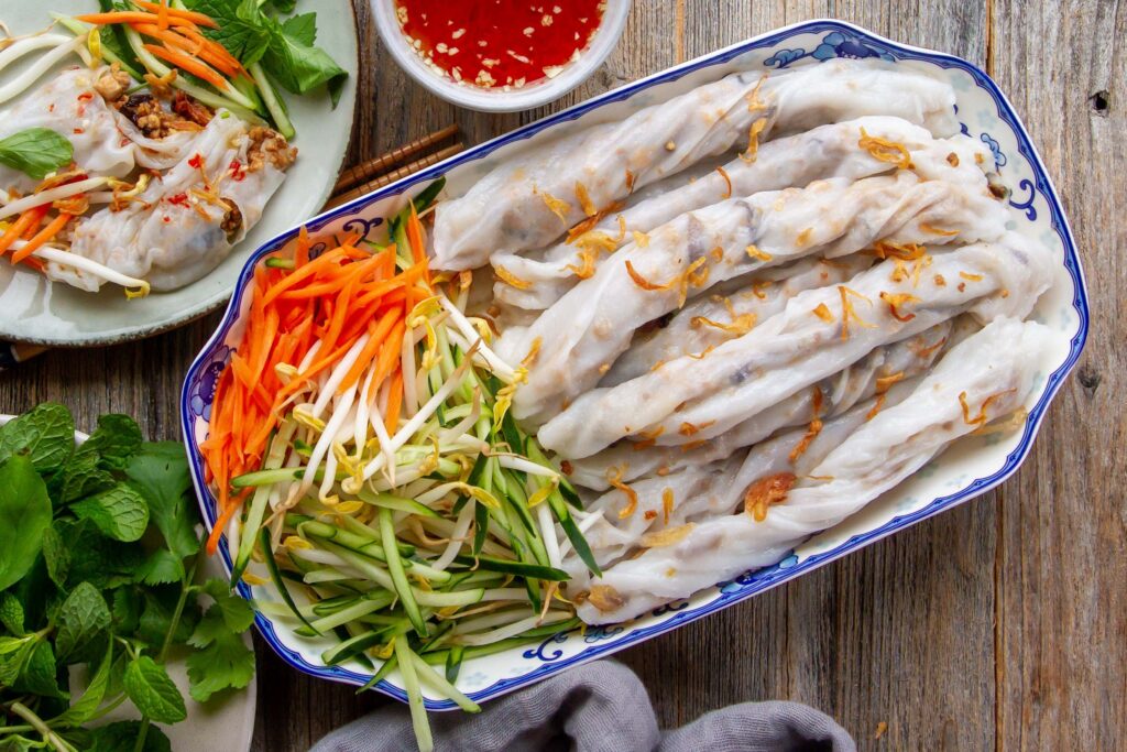 WHAT TO TASTE IN HANOI: A GUIDE TO THE FLAVORS OF THE VIETNAMESE METROPOLIS